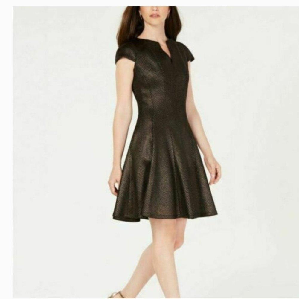 Dress - Picture 5 of 7